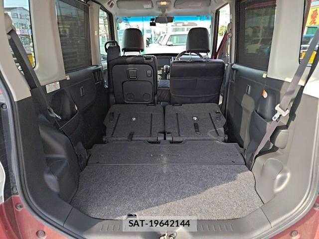 Daihatsu TANTO CUSTOM 2016-05 8102255-26