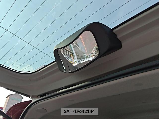 Daihatsu TANTO CUSTOM 2016-05 8102255-27