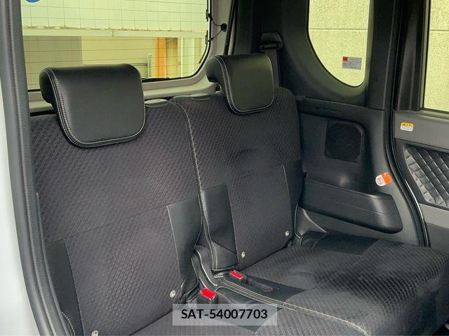 Daihatsu TANTO CUSTOM 2020-05 8102258-9