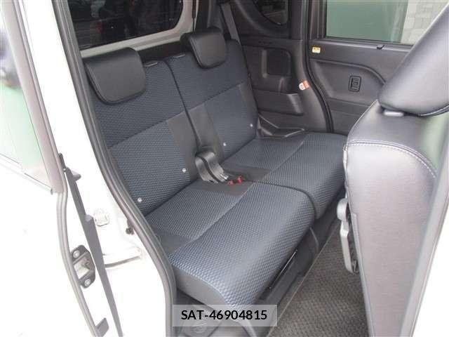 Daihatsu TANTO CUSTOM 2022-10 8102243-12
