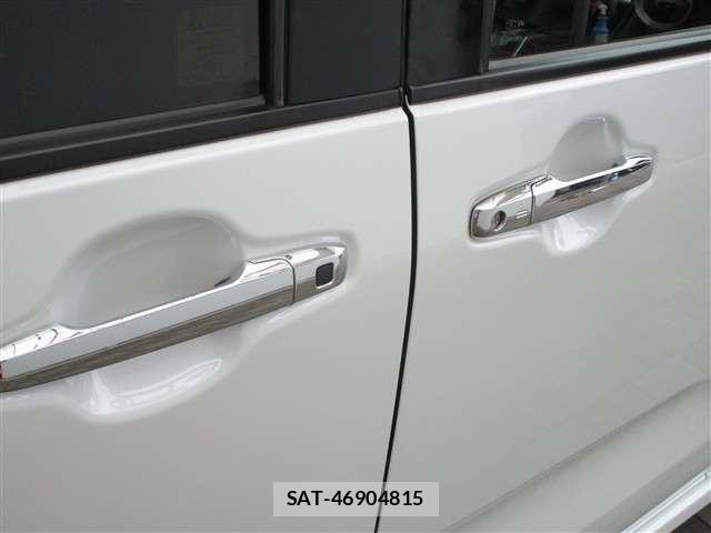 Daihatsu TANTO CUSTOM 2022-10 8102243-23