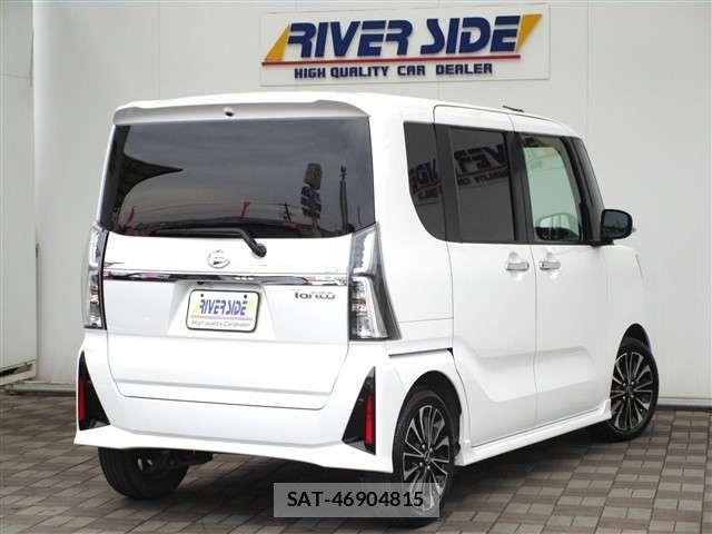 Daihatsu TANTO CUSTOM 2022-10 8102243-2