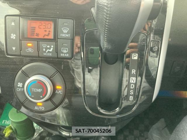 Daihatsu TANTO CUSTOM 2014-12 8102276-21