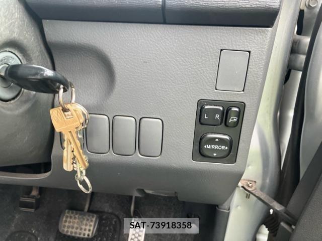 Daihatsu TANTO CUSTOM 2005-07 8132670-12