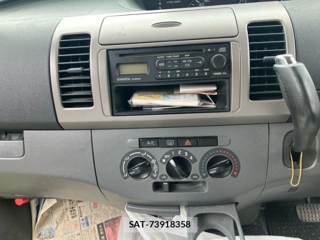 Daihatsu TANTO CUSTOM 2005-07 8132670-13
