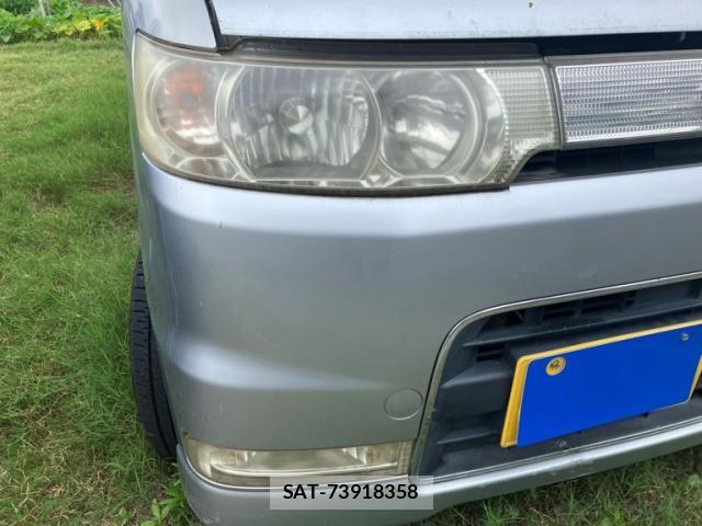 Daihatsu TANTO CUSTOM 2005-07 8132670-1