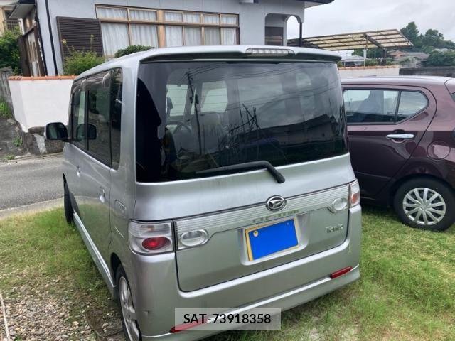 Daihatsu TANTO CUSTOM 2005-07 8132670-6