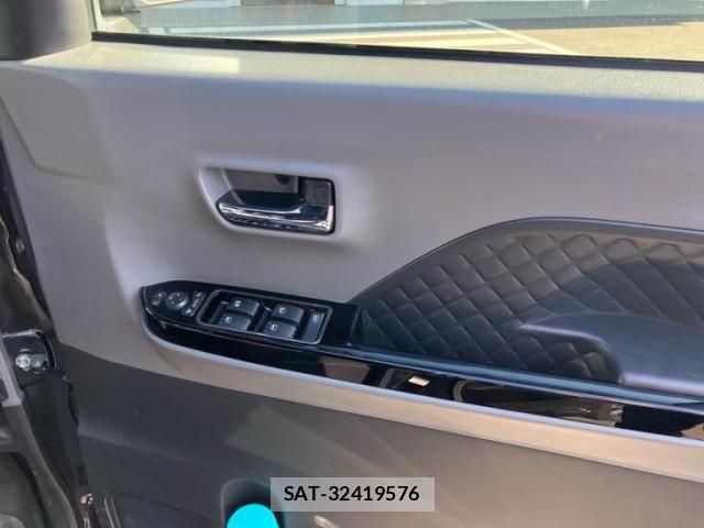 Daihatsu TANTO CUSTOM 2019-09 8132645-9