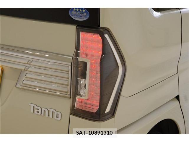 Daihatsu TANTO CUSTOM 2018-03 8132646-29