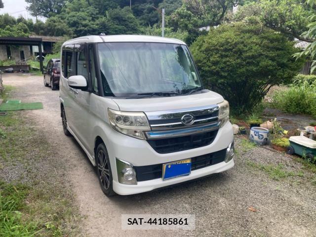 Daihatsu TANTO CUSTOM 2014-08 8132657-0