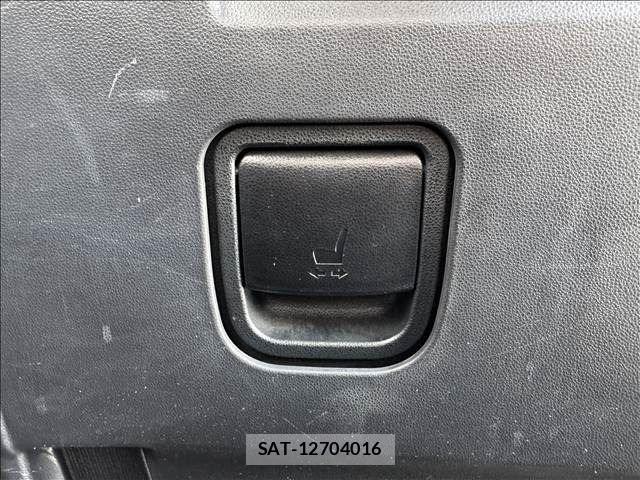 Daihatsu TANTO CUSTOM 2020-01 8146844-27