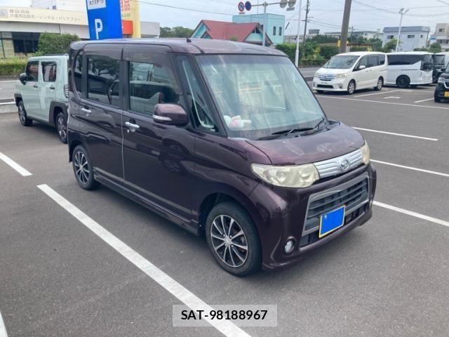 Daihatsu TANTO CUSTOM 2011-08 8146860-1