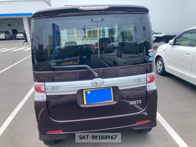 Daihatsu TANTO CUSTOM 2011-08 8146860-7