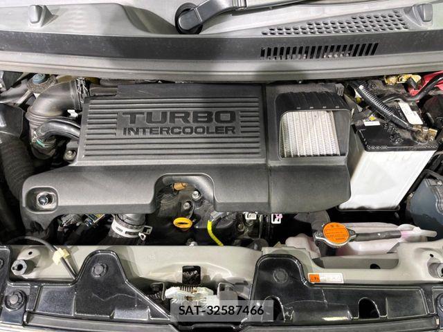 Daihatsu TANTO CUSTOM 2017-02 8146849-17
