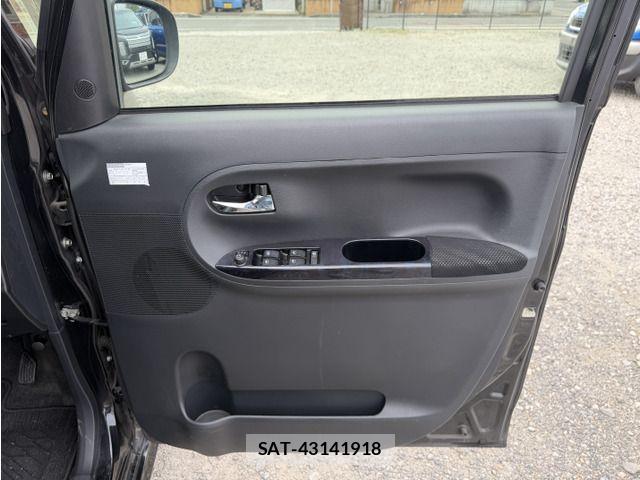 Daihatsu TANTO CUSTOM 2018-01 8146855-15