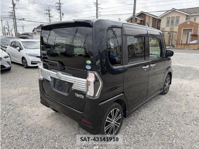 Daihatsu TANTO CUSTOM 2018-01 8146855-1