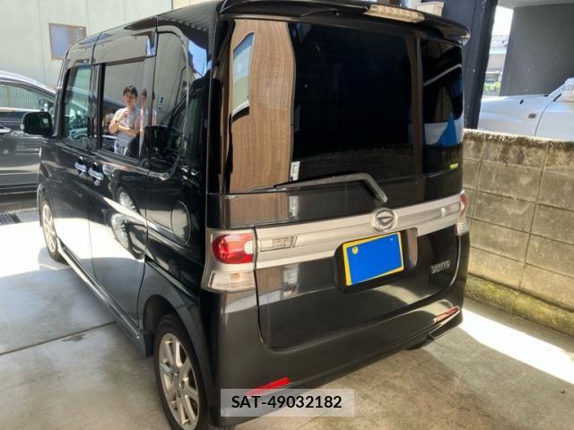 Daihatsu TANTO CUSTOM 2011-08 8210659-3