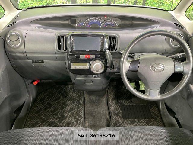 Daihatsu TANTO CUSTOM 2012-02 8210640-1