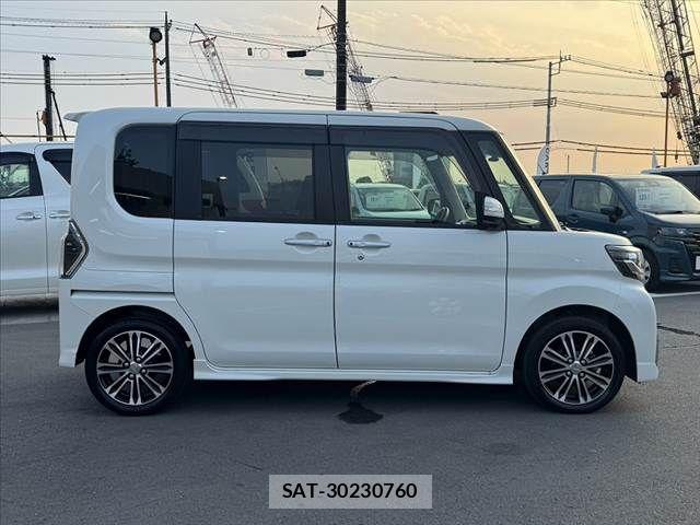 Daihatsu TANTO CUSTOM 2017-09 8210615-11
