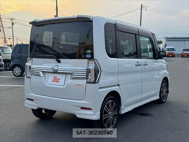 Daihatsu TANTO CUSTOM 2017-09 8210615-14