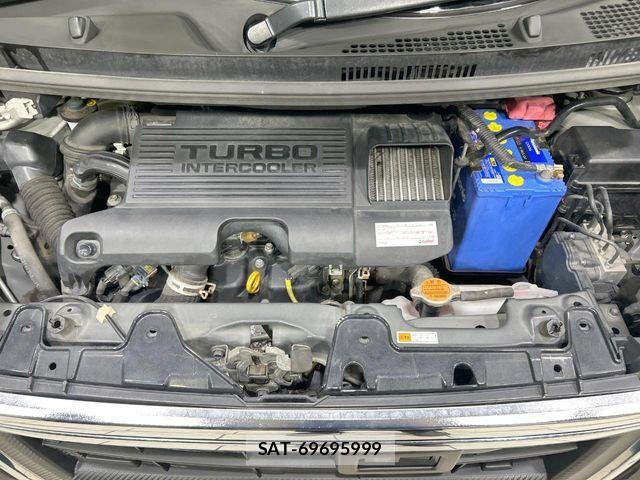 Daihatsu TANTO CUSTOM 2016-06 8210626-17