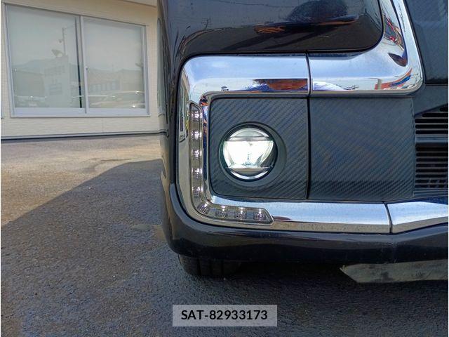 Daihatsu TANTO CUSTOM 2017-03 8210632-22