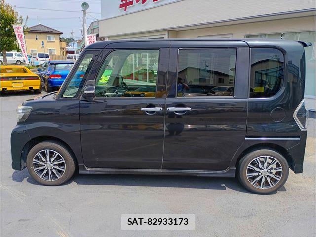 Daihatsu TANTO CUSTOM 2017-03 8210632-3