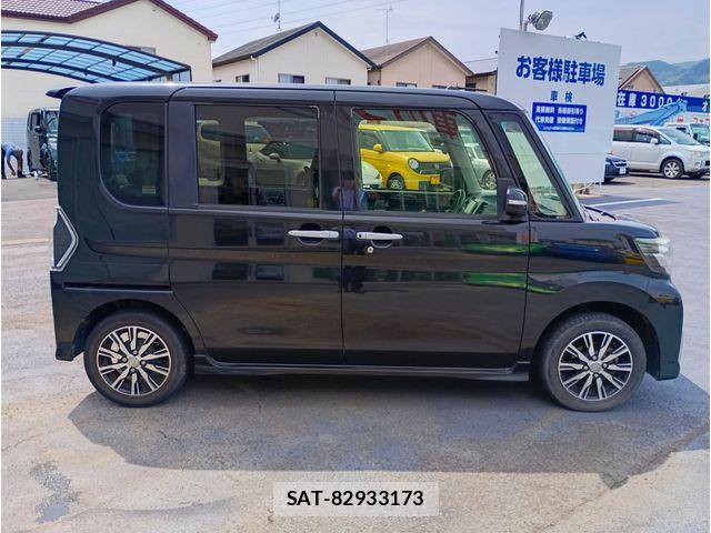 Daihatsu TANTO CUSTOM 2017-03 8210632-4