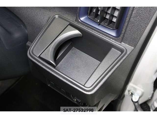 Daihatsu TANTO CUSTOM 2025-02 8210605-23