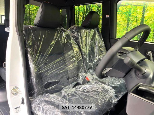 Daihatsu TANTO CUSTOM 2026-01 8210597-9