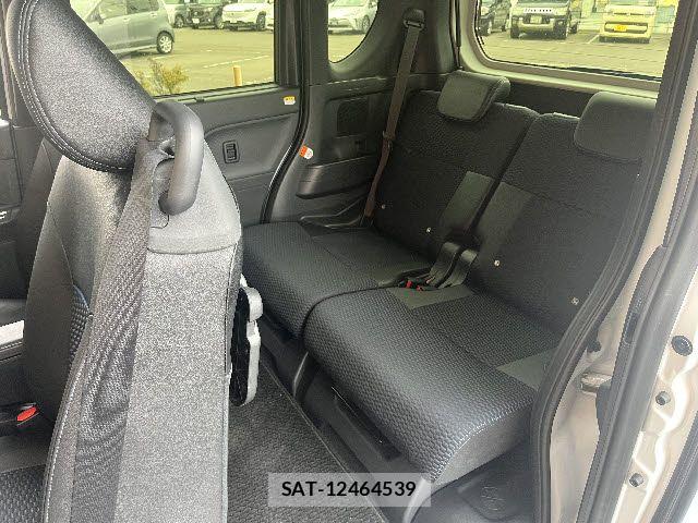 Daihatsu TANTO CUSTOM 2023-07 8210604-12
