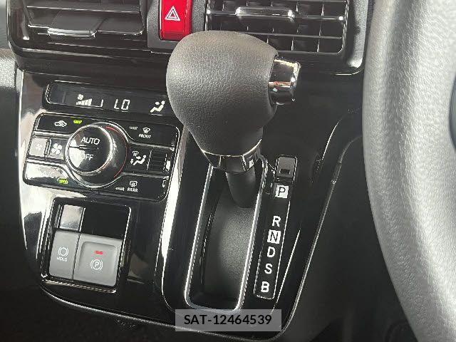 Daihatsu TANTO CUSTOM 2023-07 8210604-19