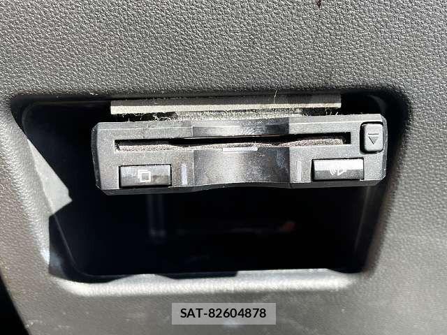 Daihatsu TANTO CUSTOM 2016-11 8210637-8