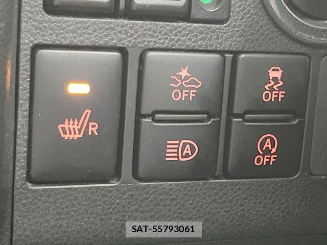 Daihatsu TANTO CUSTOM 2018-02 8210636-6