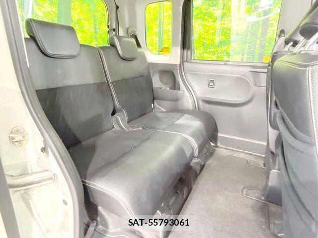 Daihatsu TANTO CUSTOM 2018-02 8210636-8