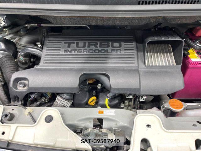 Daihatsu TANTO CUSTOM 2018-06 8210616-17