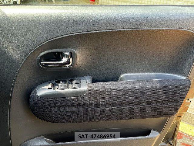 Daihatsu TANTO CUSTOM 2007-04 8210655-18