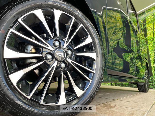 Daihatsu TANTO CUSTOM 2022-12 8210610-12