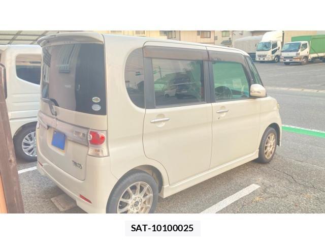 Daihatsu TANTO CUSTOM 2010-02 8210661-1