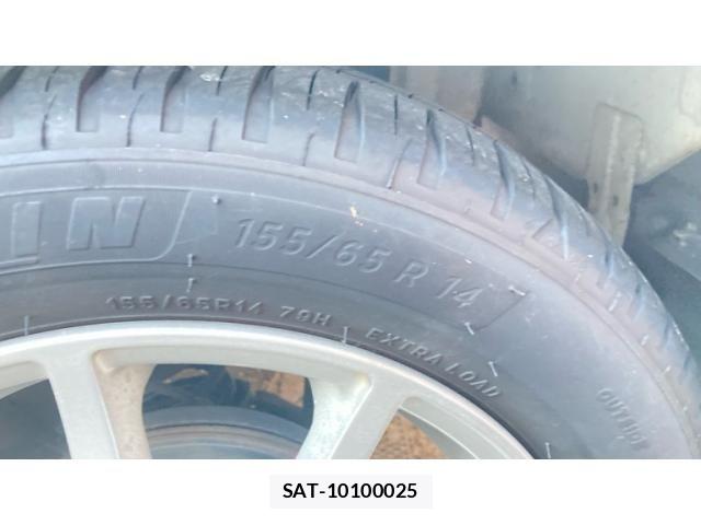 Daihatsu TANTO CUSTOM 2010-02 8210661-6