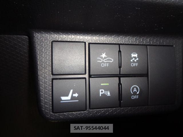 Daihatsu TANTO CUSTOM 2022-02 8210613-26