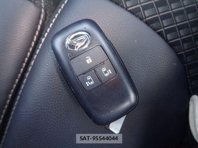 Daihatsu TANTO CUSTOM 2022-02 8210613-29