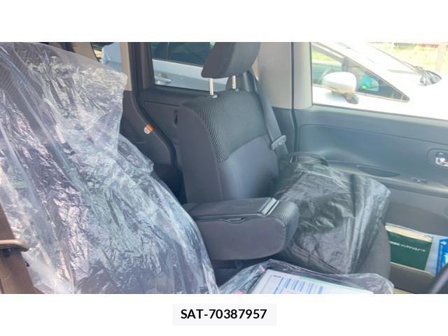 Daihatsu TANTO CUSTOM 2008-09 8232109-9