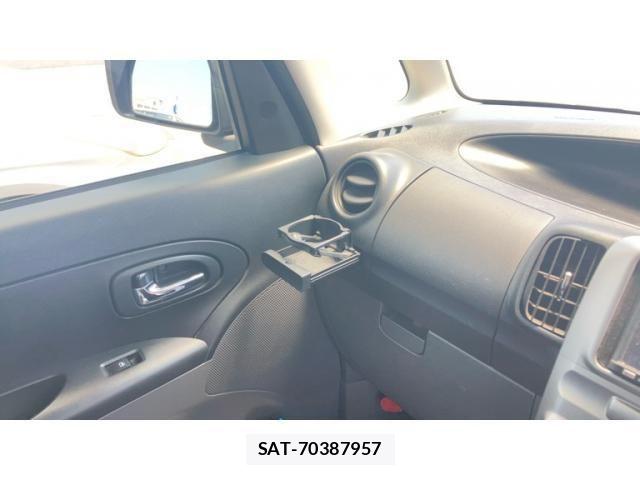 Daihatsu TANTO CUSTOM 2008-09 8232109-17