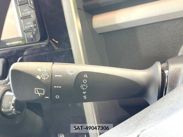 Daihatsu TANTO CUSTOM 2019-01 8232078-19