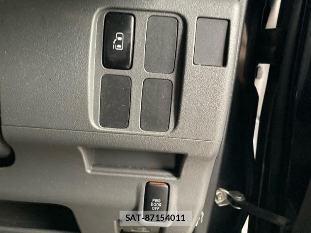 Daihatsu TANTO CUSTOM 2009-10 8232116-22