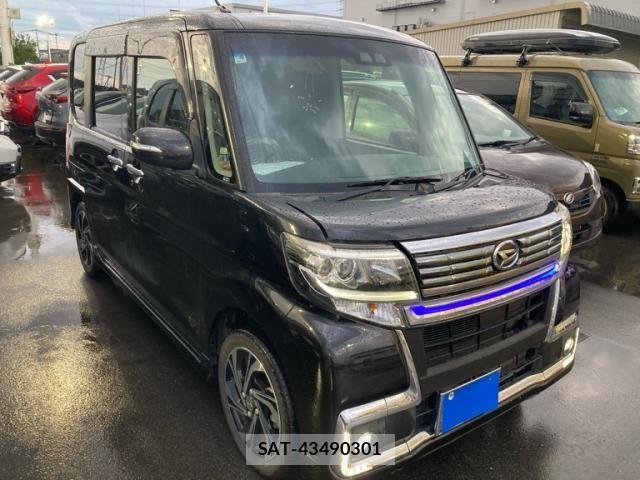 Daihatsu TANTO CUSTOM 2017-03 8232089-0