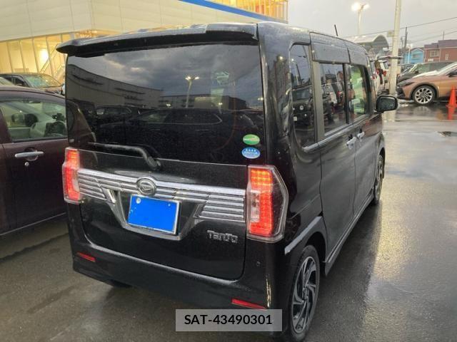 Daihatsu TANTO CUSTOM 2017-03 8232089-7