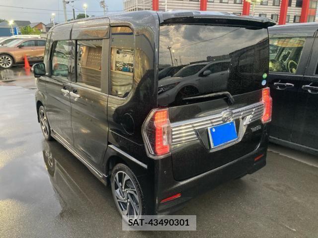 Daihatsu TANTO CUSTOM 2017-03 8232089-8