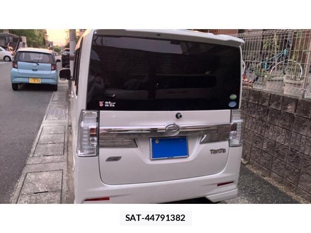 Daihatsu TANTO CUSTOM 2014-03 8232102-1
